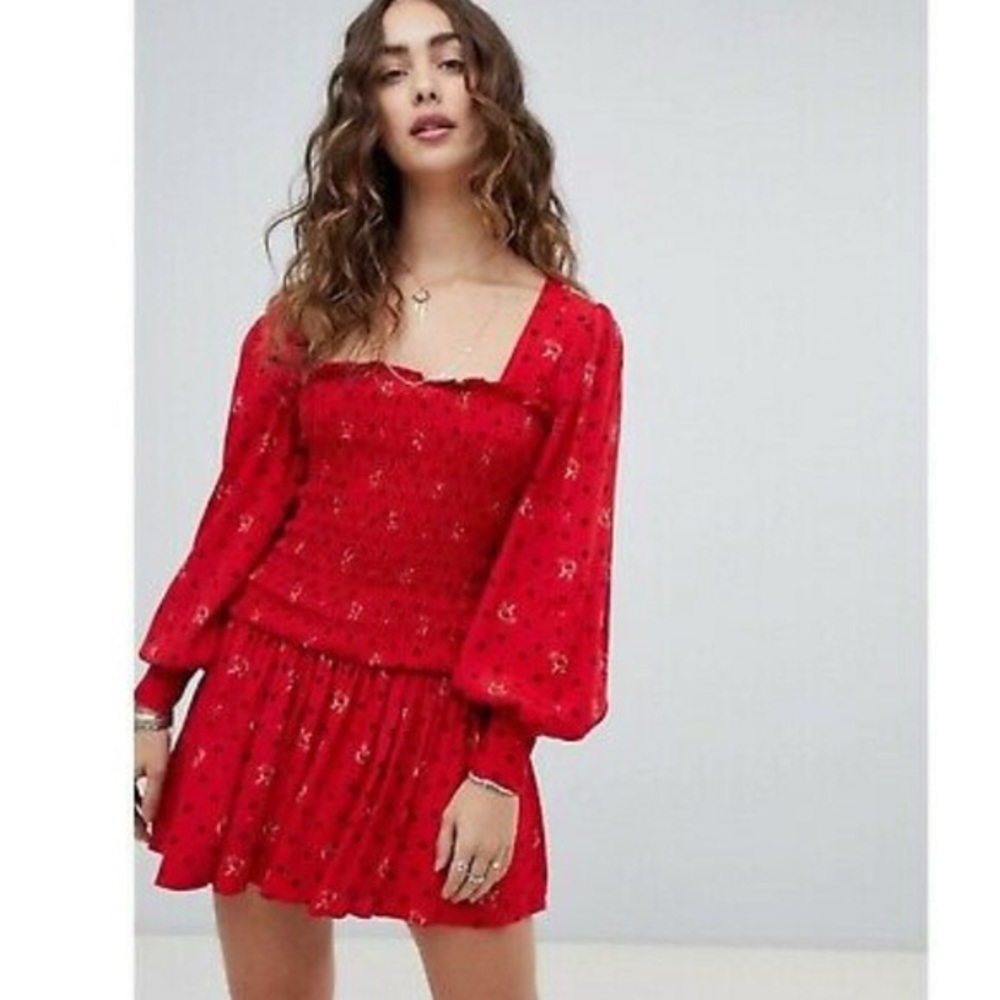 Free People - Two faces Boho smocked mini dress! XS